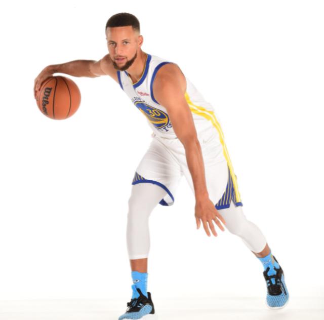 世界杯下载更新-勇士媒体日:维金斯仍未明确表态 汤普森期待复出